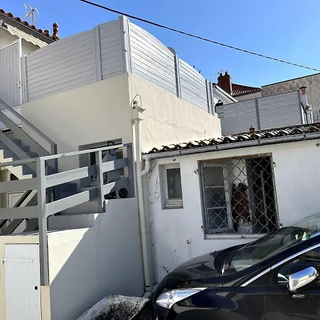 Holiday home Chaleureux Logement-centre Ville-proche Gare-plage *