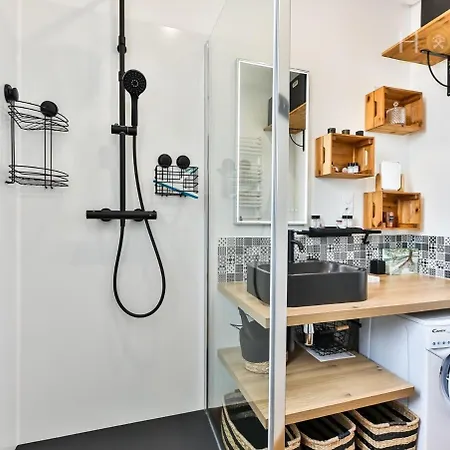 Chaleureux Logement-centre Ville-proche Gare-plage Hébergement de vacances *
