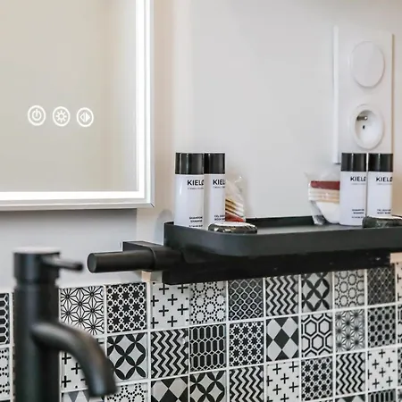 Chaleureux Logement-centre Ville-proche Gare-plage بيت للعطل