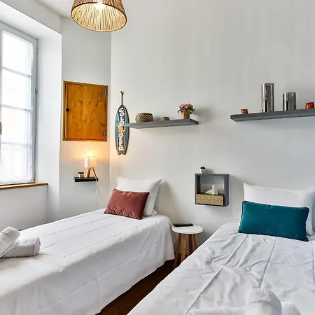 Chaleureux Logement-centre Ville-proche Gare-plage * لي سابلِ دولونْ