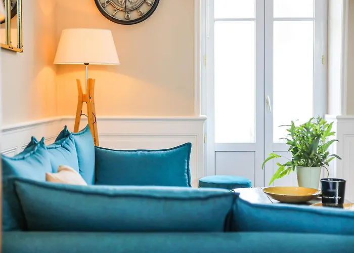 Chaleureux Logement-centre Ville-proche Gare-plage Dom wakacyjny *